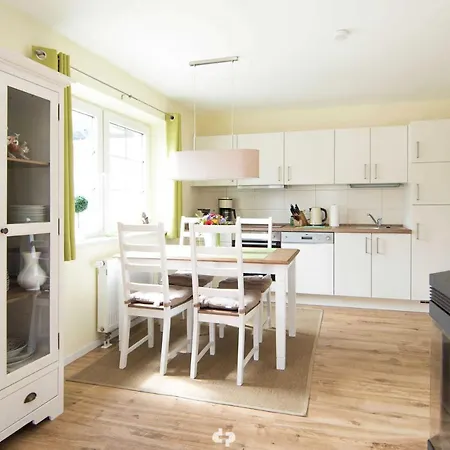 בית נופש K03 Fischerkaten Maret Max 4 Pers *