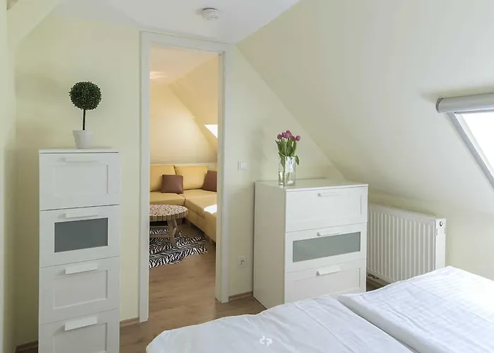 K03 Fischerkaten Maret Max 4 Pers Holiday home